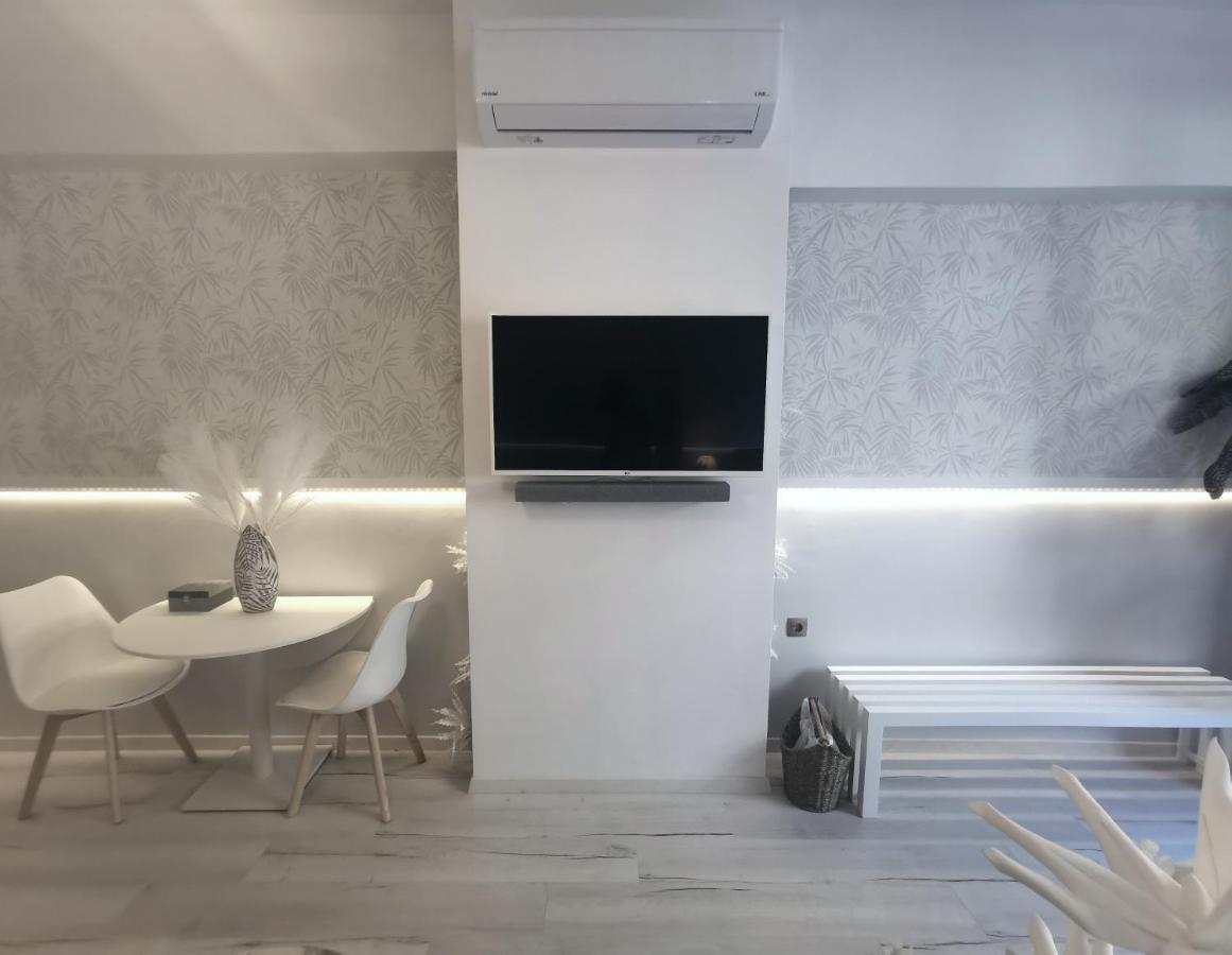 Lindy V Appartement Athene Buitenkant foto